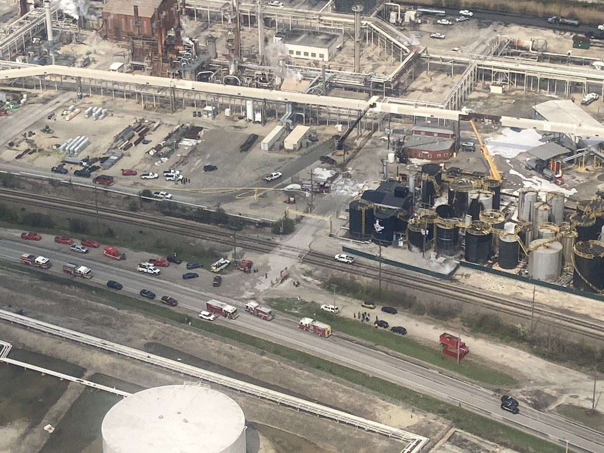 Lemont - One person was killed at Seneca Petroleum Co in an explosion and fire at the refinery. It completely blew the top off of one of these silos. Police and fire have blocked New Ave west of 355 in front of the refinery