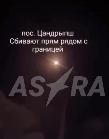 Des drones ont attaqué le dépôt pétrolier de Lukoil-Yugnefteproduct Sochinskaya dans le kraï de Krasnodar
