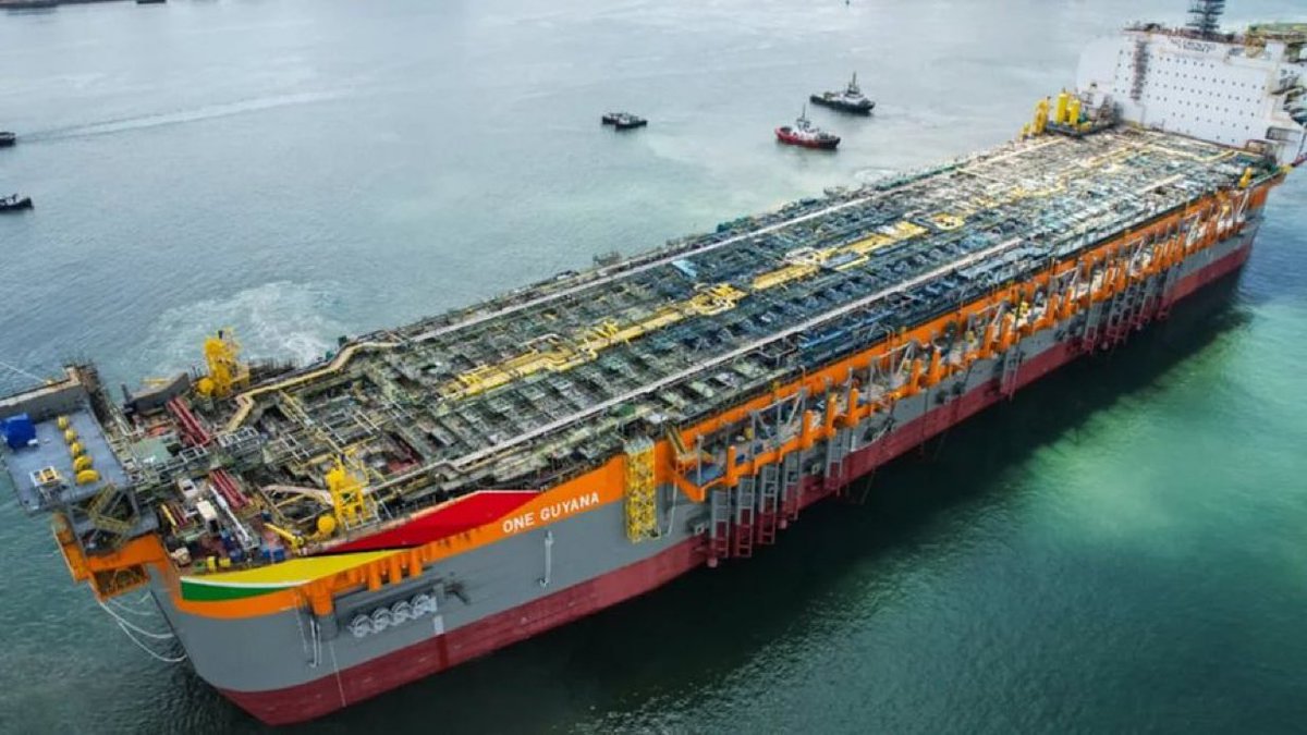 The Maduro administration reported the sending of a verbal note to Guyana to express its strongest protest over the start of operations of the Exxon Mobile production, storage and offloading vessel 'One Guyana'.