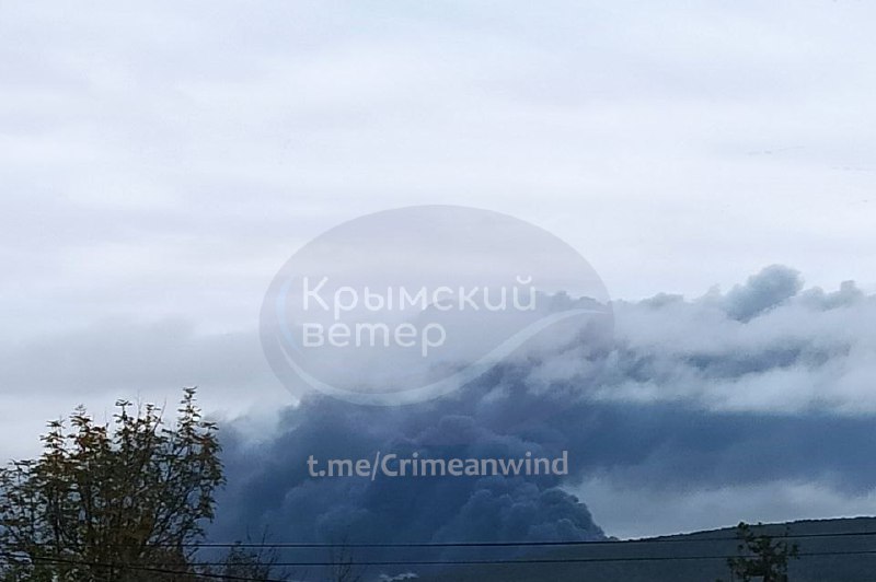 آتش‌سوزی در نیروگاه برق نزدیک سیمفروپل گزارش شد