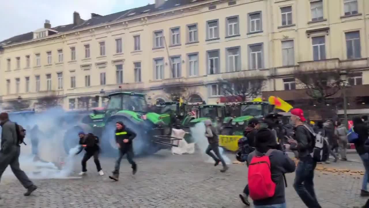 Farmers from across Europe take to the streets of Brussels to protest the European Union-Mercosur agreement