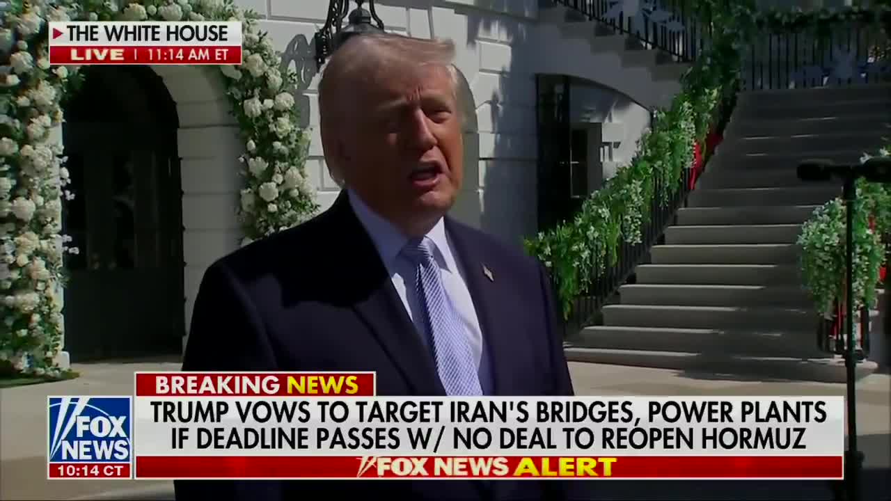 Trump :  Le Venezuela a été une réussite incroyable. Nous avons actuellement 100 millions de barils de pétrole en cours de raffinage à Houston. C'est formidable. La relation avec le Venezuela est fantastique. Elle pourrait même durer. Vous comprenez.