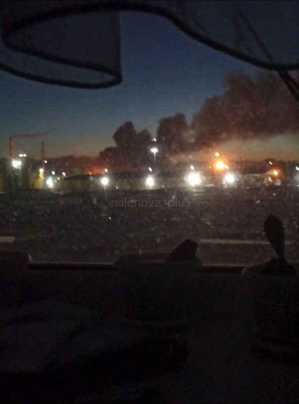 Беспилотники атаковали нефтеперерабатывающий завод в Киришах Ленинградской области