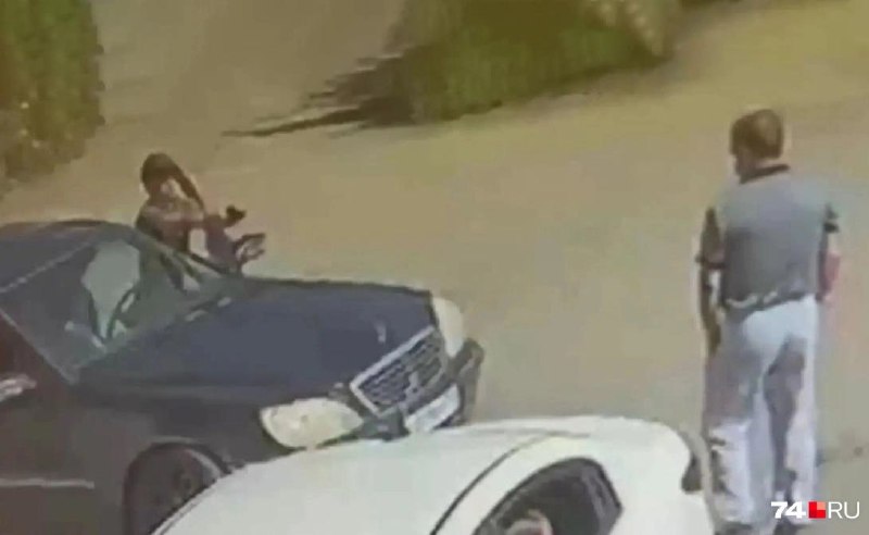 Bei einer Schießerei während eines Konflikts an einer Tankstelle in Tscheljabinsk wurde eine Person verletzt.